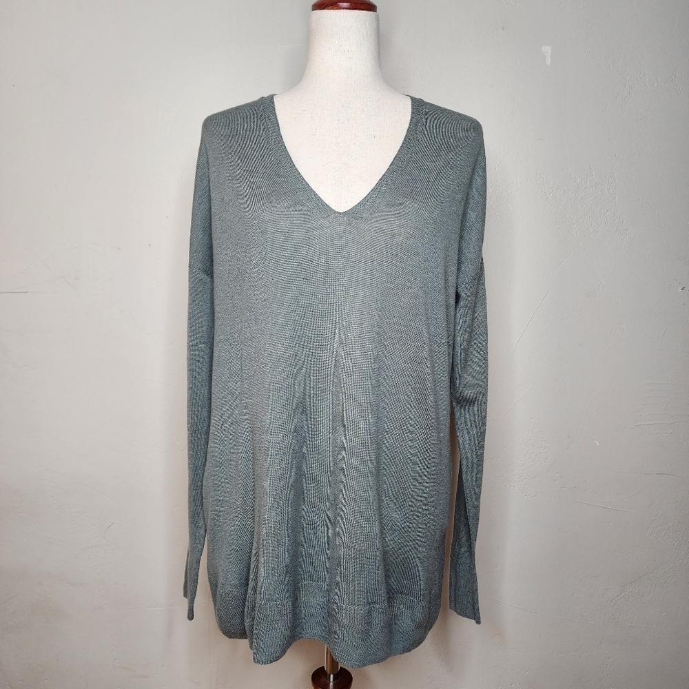 VINCE Wool/Cashmere Blend‎ V-Neck Lightweight Tunic Sweater Size Small